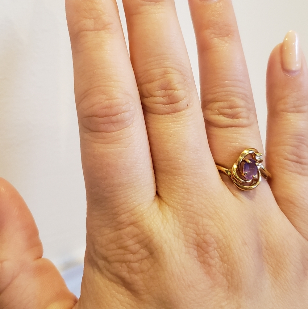 Ring w/ stones